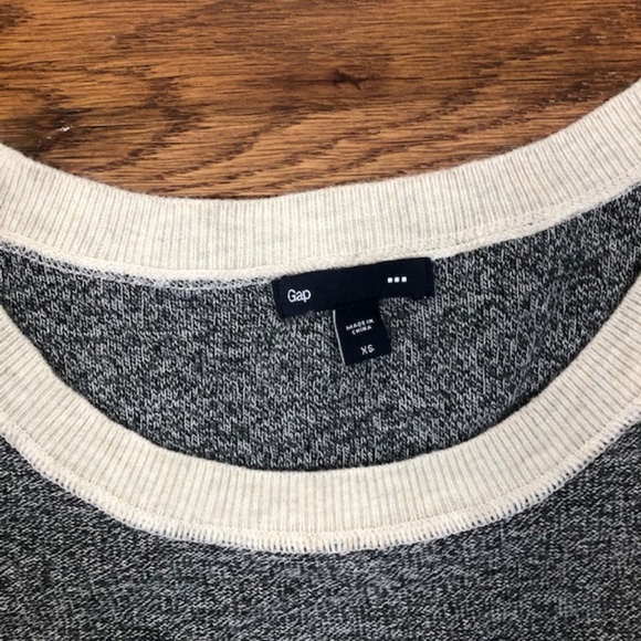 Gap XS grey, cotton crewneck long sleeve dress with cream trim Previously owned. - Picture 3 of 3